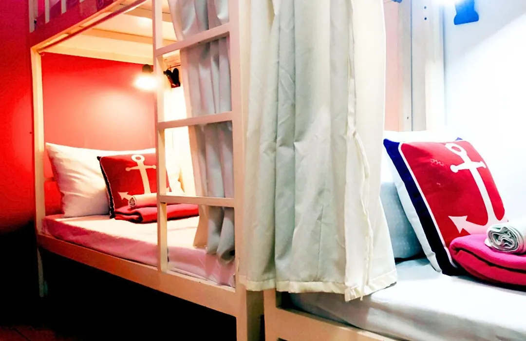 Crossroads Hostel Manila-1