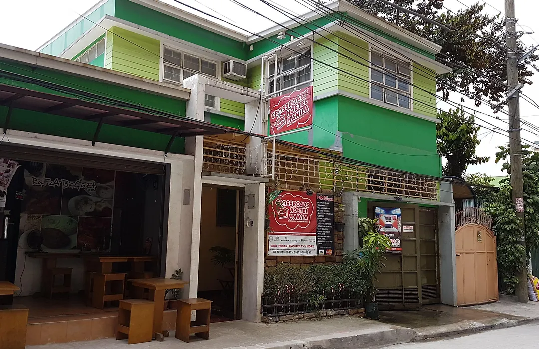 Crossroads Hostel Manila-1